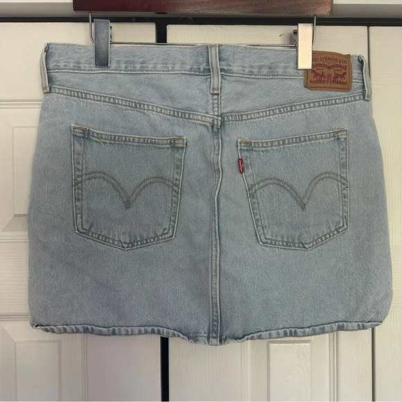 Levi's Icon Button-fly denim mini skirt SIZE 32 - Picture 4 of 5